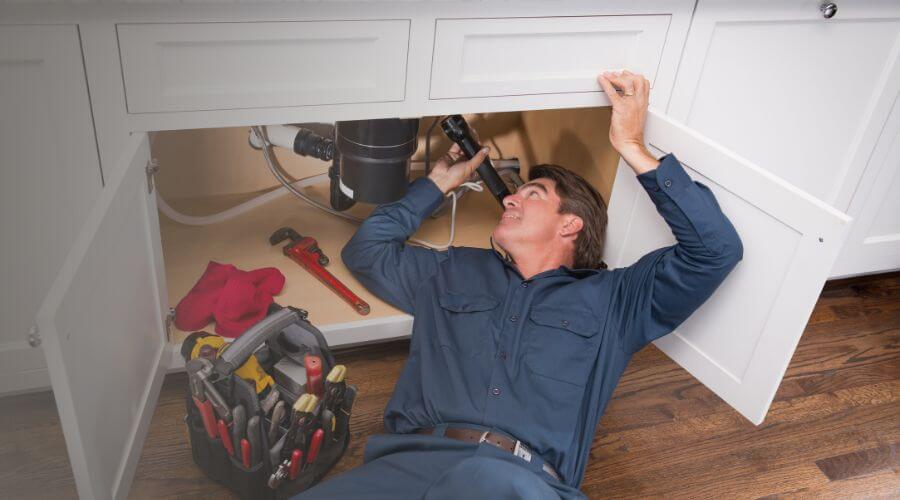 Local water heater installation in Dearborn, MO